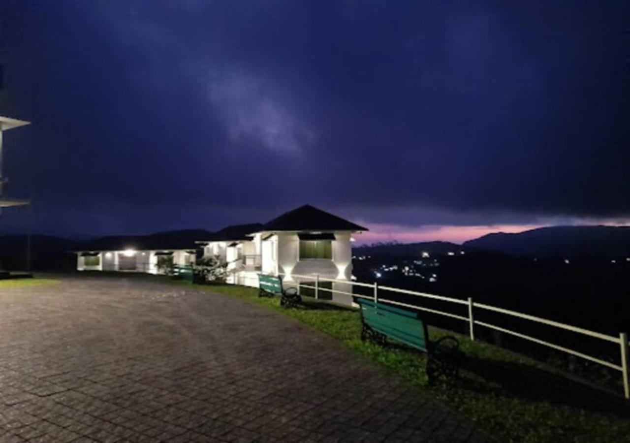 7Th Heaven Resorts 瓦加蒙 外观 照片