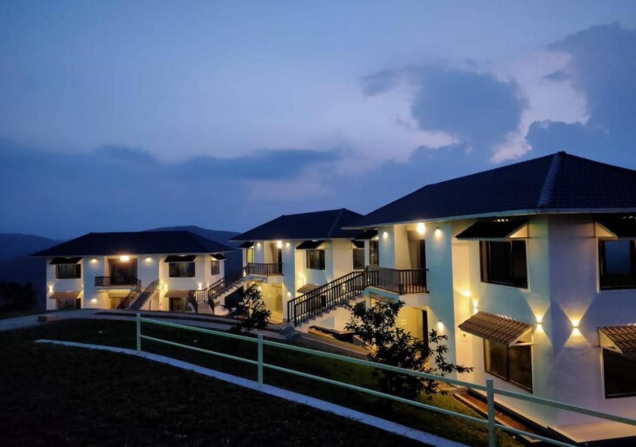 7Th Heaven Resorts 瓦加蒙 外观 照片